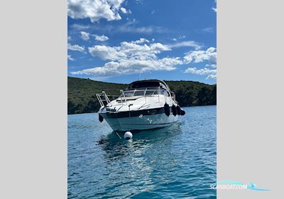 Bavaria 340 Sport Motorboot 2002, mit Mercruiser 350 Magnum motor, Kroatien