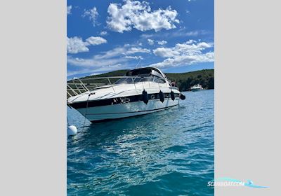 Bavaria 340 Sport Motorboot 2002, mit Mercruiser 350 Magnum motor, Kroatien