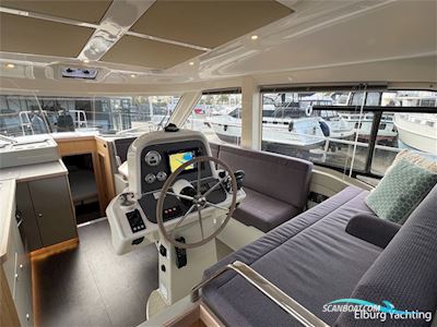 Bavaria E40 - Sedan  Motorboot 2018, Niederlande