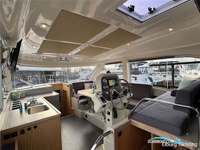 Bavaria E40 - Sedan Motorboot 2018, Niederlande