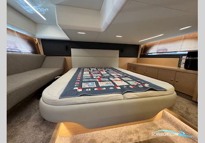 Bavaria R 40 Fly m/ Joystck Motorboot 2019, mit Volvo Penta D 6 370 motor, Dänemark