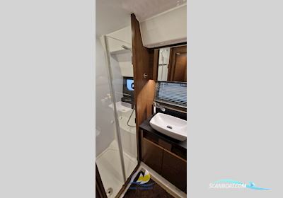 Bavaria R 40 Fly Motorboot 2016, mit Volvo Penta D6-370 motor, Deutschland