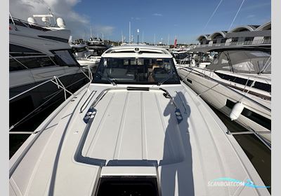Bavaria R40 Coupe Motorboot 2025, mit Volvo Penta motor, Spanien