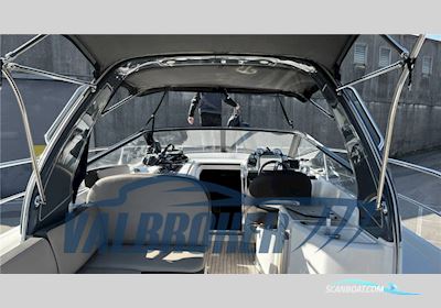 Bavaria S 30 Motorboot 2018, mit Mercruiser MCM 350 MAG Bravo III motor, Italien