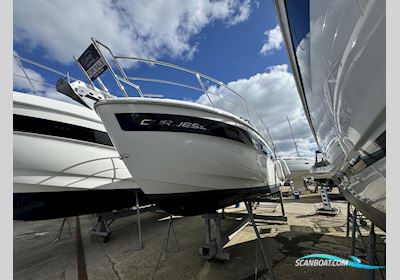 Bavaria S30 Motorboot 2021, mit Volvo Penta motor, England