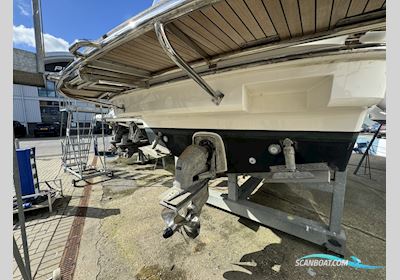 Bavaria S30 Motorboot 2021, mit Volvo Penta motor, England