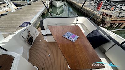 Bavaria S30 Motorboot 2022, mit Mercruiser motor, England