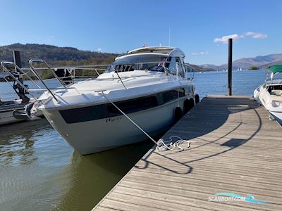 Bavaria S36 Coupe Motorboot 2016, mit Volvo Penta motor, England