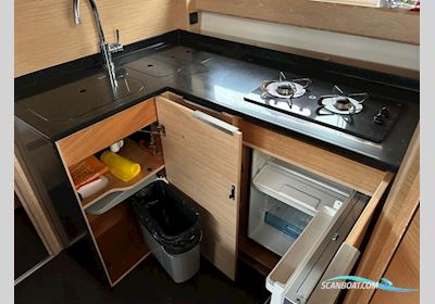 Bavaria S36 HT Motorboot 2018, mit Volvo Penta D3 motor, Spanien