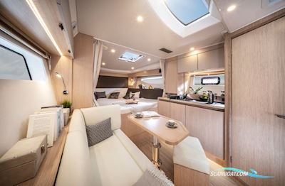 Bavaria SR33 Open Motorboot 2025, mit Volvo Penta motor, England