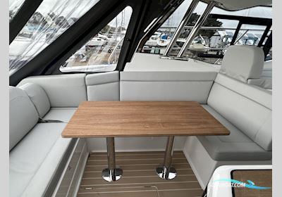 Bavaria SR35 Motorboot 2026, mit Volvo Penta motor, England