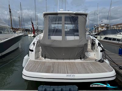 Bavaria SR41 Motorboot 2023, mit Volvo Penta motor, England