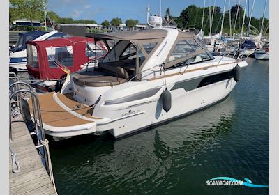 Bavaria Sport 35 Motorboot 2014, mit Volvo-Penta motor, Deutschland