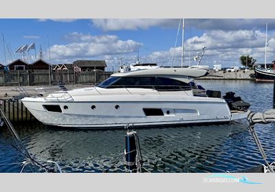 Bavaria Virtess 420 Coupé Motorboot 2014, mit Volvo Penta motor, Sweden
