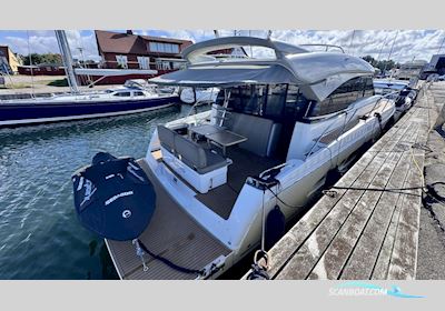 Bavaria Virtess 420 Coupé Motorboot 2014, mit Volvo Penta motor, Sweden