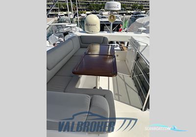 Bavaria Virtess 420 Fly Motorboot 2017, mit Volvo Penta Ips 600 motor, Italien