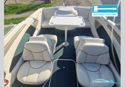 Bayliner 1750 Capri Motorboot 2000, mit Mercruiser motor, Frankreich