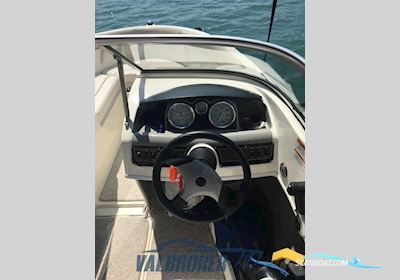 Bayliner 185 Bowrider Motorboot 2012, mit Mercruiser 3.0 L Alpha One 4 Cilindri motor, Italien