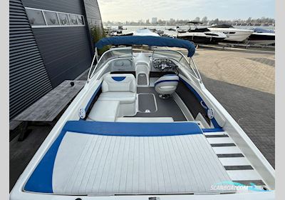 Bayliner 225 Bowrider Motorboot 2007, mit Mercruiser motor, Niederlande