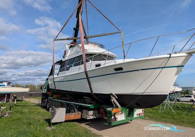 Bayliner 3288 Flybrigde Motorboot 1992, mit Hino motor, Dänemark