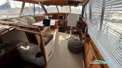 Bayliner 3288 Motoryacht  Motorboot 1990, mit US Marine Hino motor, Dänemark