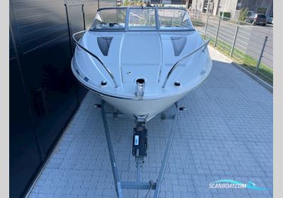 Bayliner 642 Cuddy Motorboot 2016, mit MerCruiser motor, Dänemark