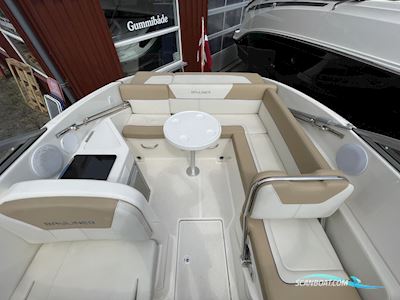 Bayliner 742 Cuddy (2017) Motorboot 2017, mit Mercury MerCruiser 4.5 motor, Dänemark