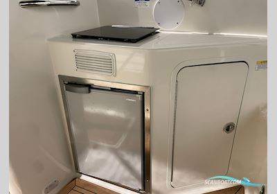 Bayliner 742 R Cuddy Motorboot 2018, mit Mercruiser motor, Dänemark