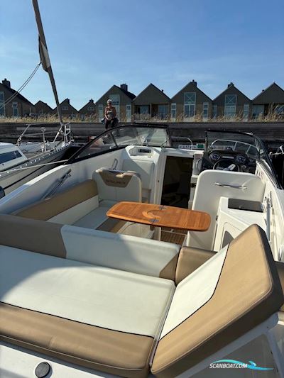 Bayliner 742 R Cuddy Motorboot 2018, mit Mercruiser motor, Dänemark