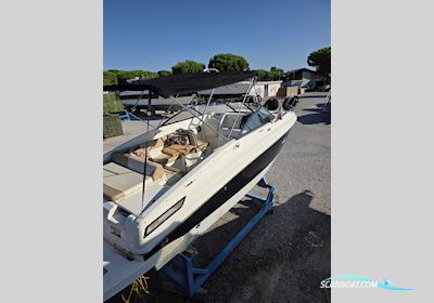 Bayliner 742CU Motorboot 2017, mit MERCRUISER motor, Italien