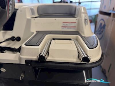 Bayliner M17 med 100 hk Mercury-EFI 4 takt Motorboot 2024, mit Mercury motor, Dänemark