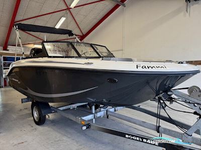 Bayliner M17 med 100 hk Mercury-EFI 4 takt Motorboot 2024, mit Mercury motor, Dänemark