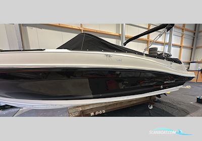 Bayliner VR 5 BOWRIDER - 4,5 V6 200 PS Motorboot 2016, mit MERCRUISER 4,5 MPI V6 motor, Österreich