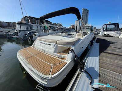 Bayliner VR 5 Motorboot 2017, mit Mercruiser motor, England