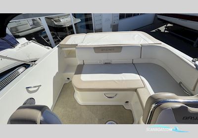Bayliner VR5  Motorboot 2017, mit MerCruiser motor, Dänemark