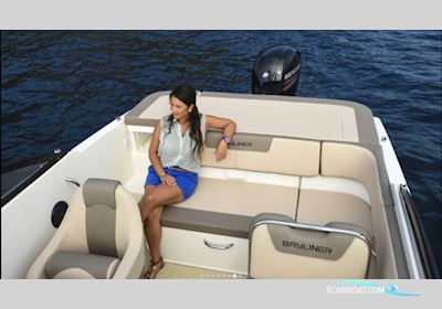Bayliner VR5 Cuddy OB (sat 52.430.- Ned ) Motorboot 2025, Dänemark
