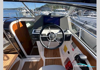 Begagnad Aquador 25 DC -20 Motorboot 2024, Sweden