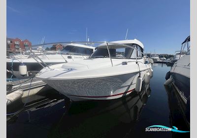 Beneteau Antares 7.80 Motorboot 2016, mit Suzuki motor, England