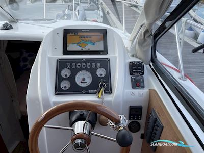 Beneteau Antares 8 Motorboot 2010, mit Nanni T4 200Hp motor, England