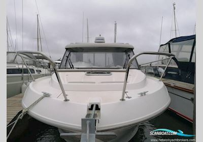 Beneteau Antares 8.80 Motorboot 2017, mit Suzuki motor, England