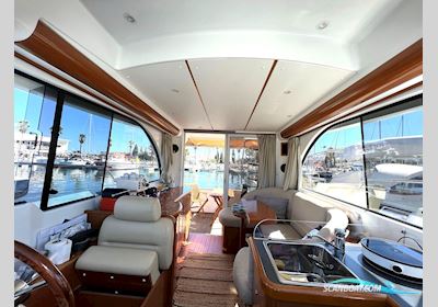 Beneteau Antares 9.80 Flybridge – 2009 Motorboot 2009, mit Volvo Penta D4-225HP motor, Portugal