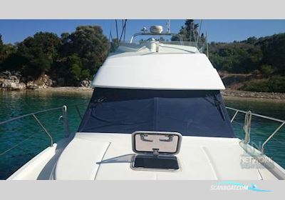 Beneteau Antares 980 Motorboot 2004, mit Nanni 4.390 TDI motor, Griechenland
