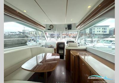 Beneteau Antares 980 Motorboot 2003, mit Nanni 4390 Tdi motor, England