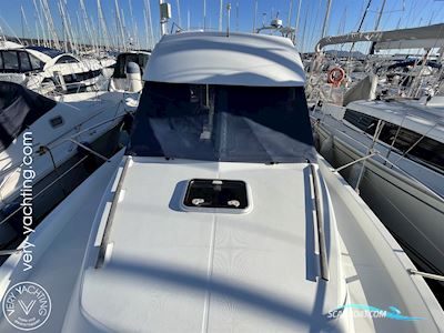 Beneteau Antares Serie 9 Motorboot 2005, mit Volvo Penta Tamd 43TD motor, Frankreich