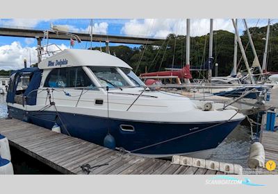 Beneteau Antares Serie 9 Motorboot 0, mit Volvo Penta Kamd43P motor, England