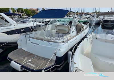 Beneteau OMBRINE 801 Motorboot 2004, mit VOLVO  motor, Frankreich