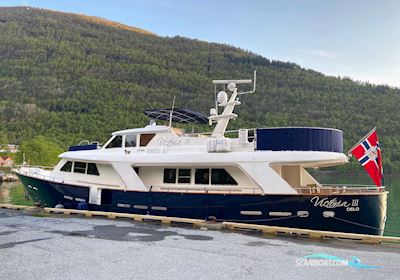 Benetti 79 Sail Division Motorboot 2001, mit Mann D2866 Lxe 278 kW motor, Norwegen