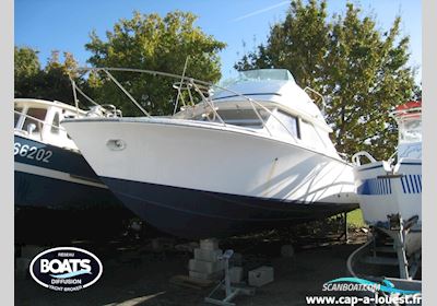 Bertram  28 FLY Motorboot 1973, mit GM Peninsular V8 motor, Frankreich