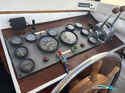 Birchwood 33 Motorboot 1979, mit Ford Diesel motor, Niederlande