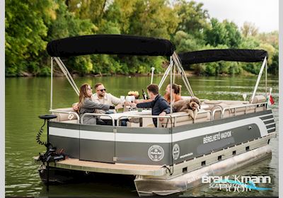 Bontoon Boat HU Passion Line Cat 625 Motorboot 2024, mit Navy motor, Hungary